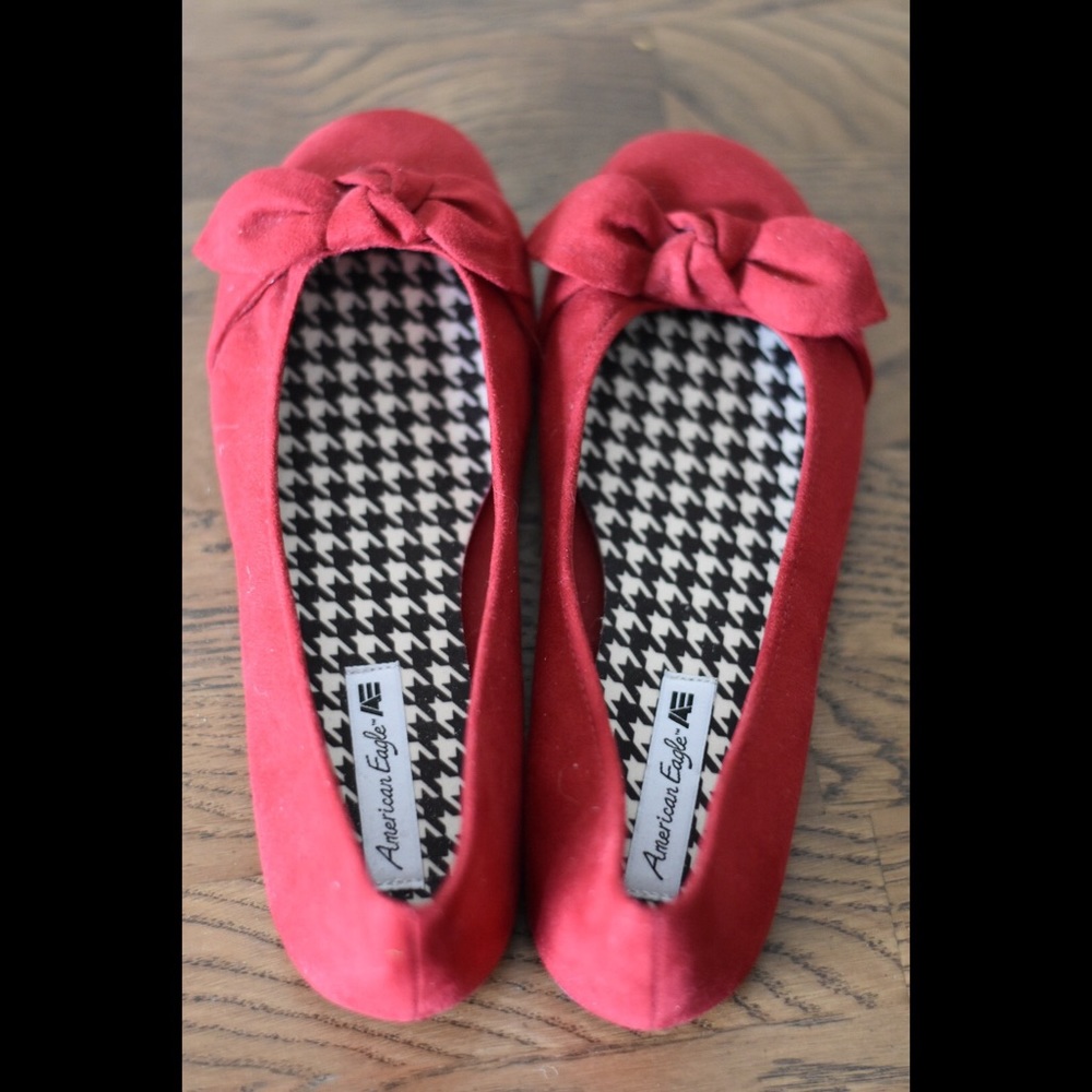 Red dress flat shoes